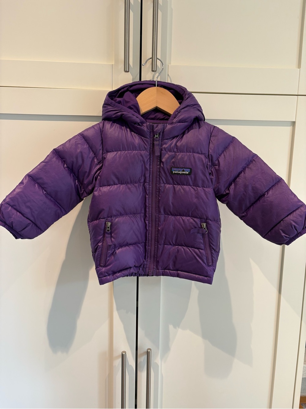 Patagonia Baby Purple Hi Loft Down Sweater Hoody Coat Size 6-12 Months